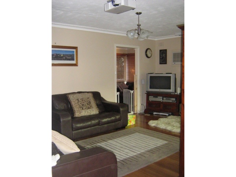 10 Kanimbla Avenue, Leopold VIC 3224