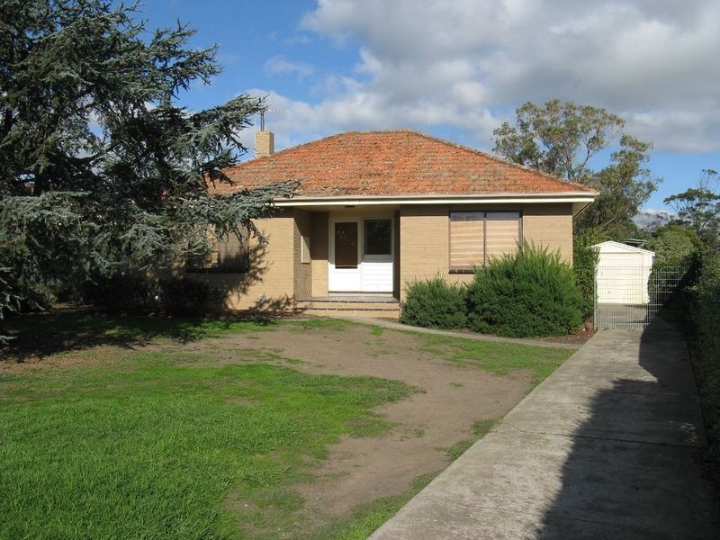 6 Barunah Court, Leopold VIC 3224