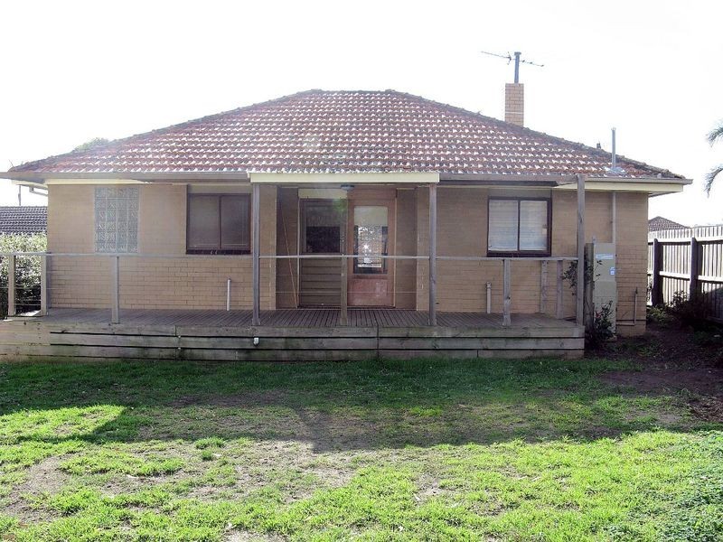 6 Barunah Court, Leopold VIC 3224