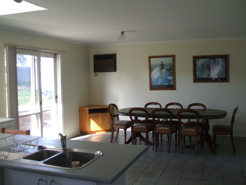 9 Mitchell Drive, Leopold VIC 3224