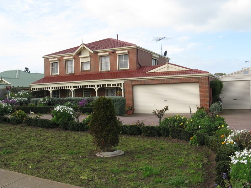 40 Washington Gardens, Leopold VIC 3224