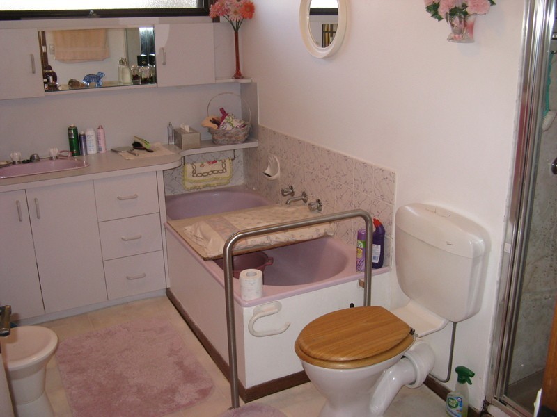 17 Christies Road, Leopold VIC 3224