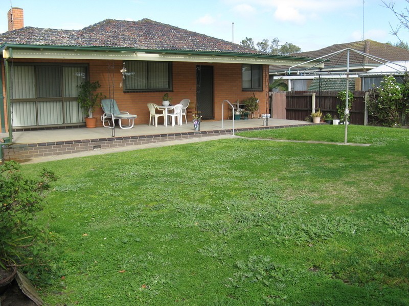 27 Carroll Street, Leopold VIC 3224