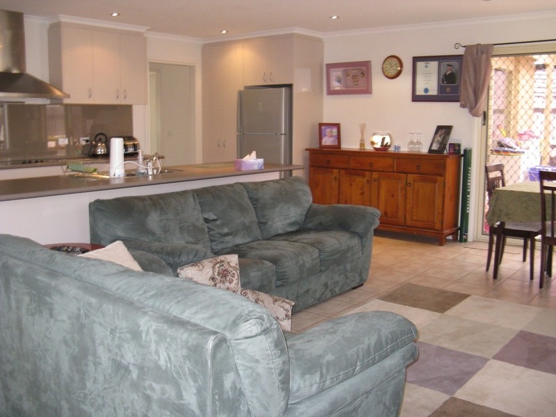 2/25 Hannan Crescent, Leopold VIC 3224