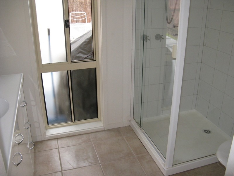 2/25 Hannan Crescent, Leopold VIC 3224