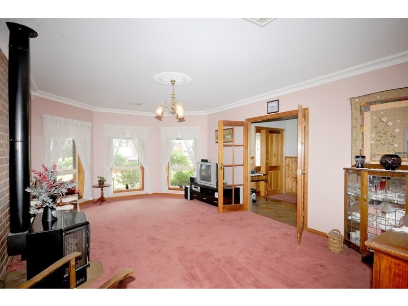 6 Dahlhaus Court, Leopold VIC 3224