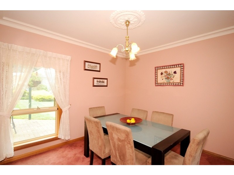 6 Dahlhaus Court, Leopold VIC 3224