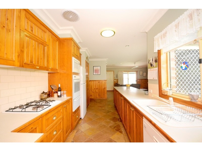 6 Dahlhaus Court, Leopold VIC 3224