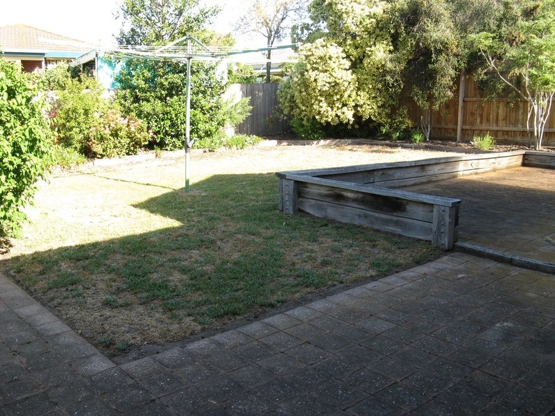70 Simons Road, Leopold VIC 3224