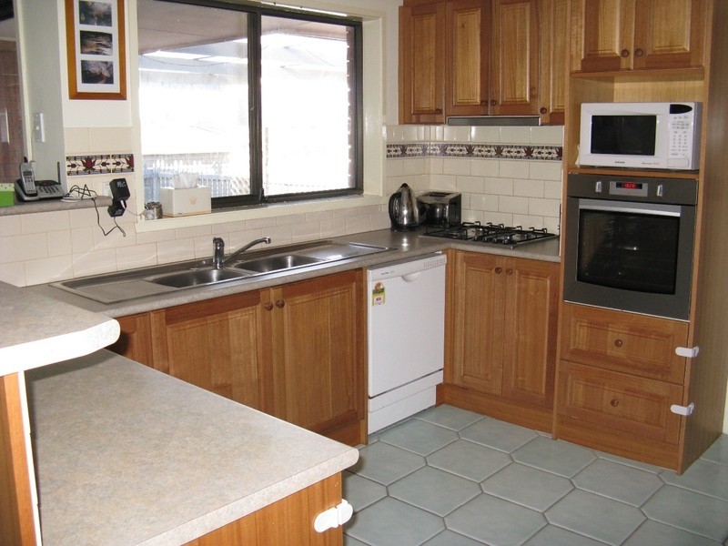 6 Heatherlea Court, Leopold VIC 3224