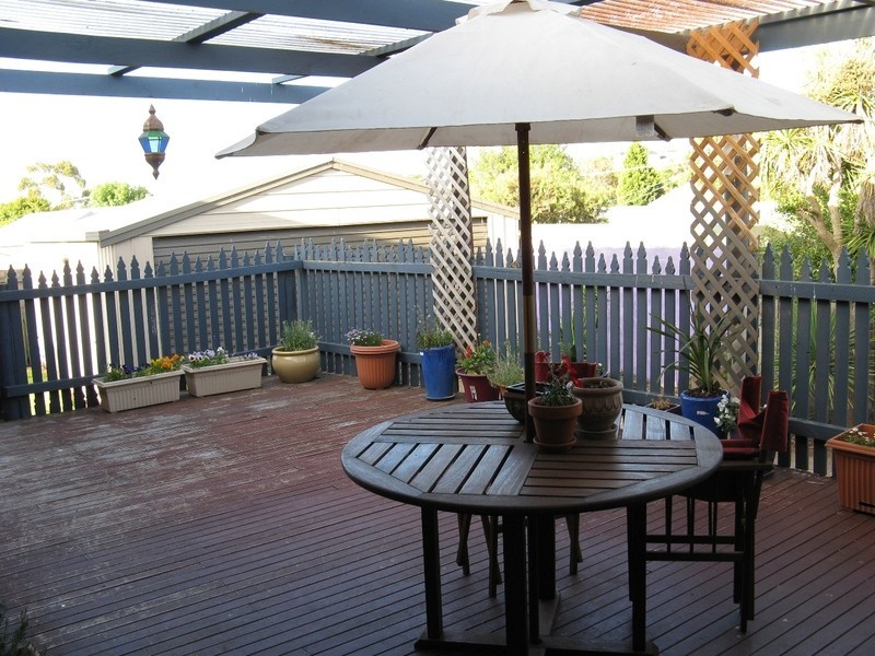 6 Heatherlea Court, Leopold VIC 3224