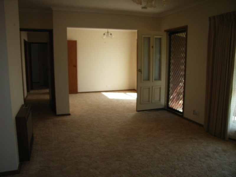 2/40 Kensington Road, Leopold VIC 3224