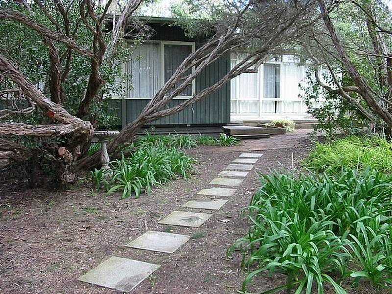 13 Carr Street, Barwon Heads VIC 3227
