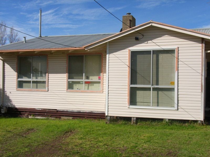 8 Gardenia Grove, Norlane VIC 3214