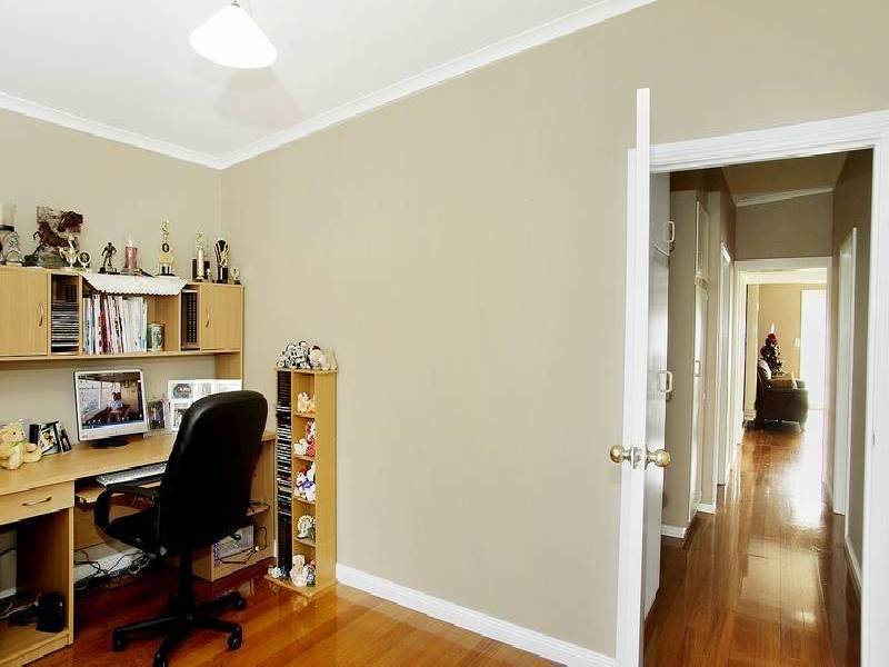 10 Benambra  Street, Corio VIC 3214