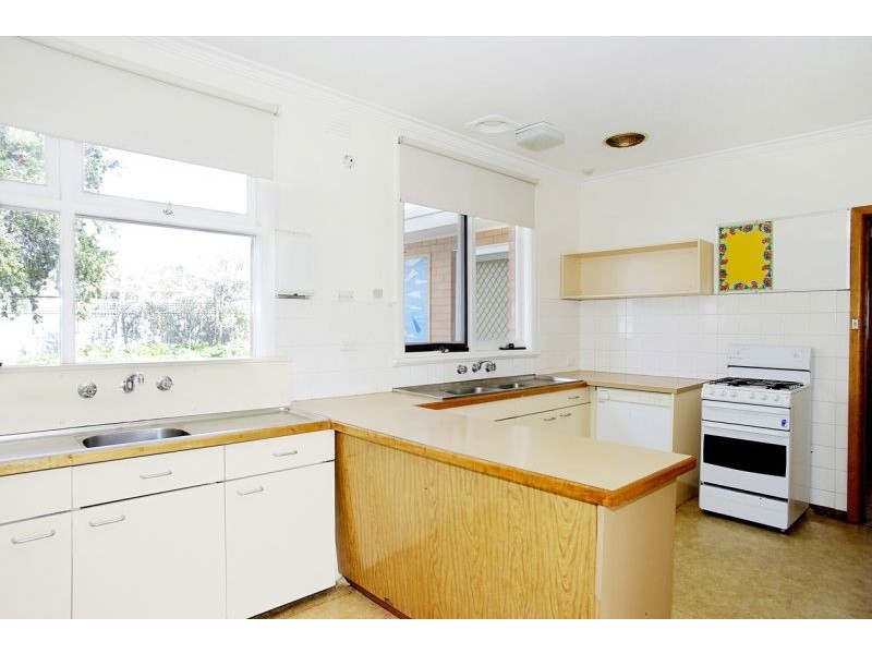 49 Libau Avenue, Bell Park VIC 3215