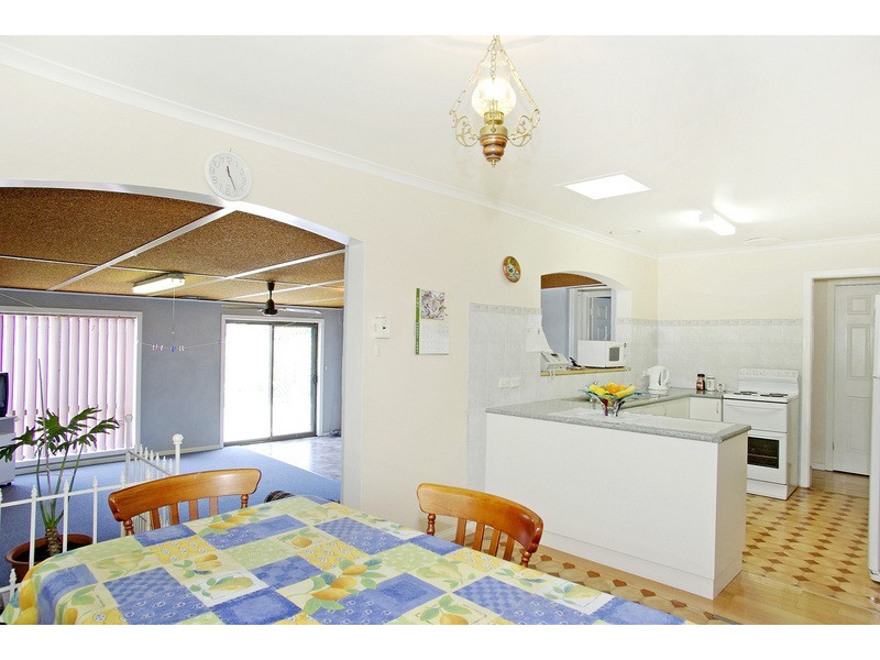 20 Stapledon  Court, Corio VIC 3214