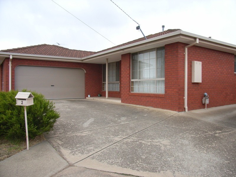2 Nambet Court, Bell Park VIC 3215