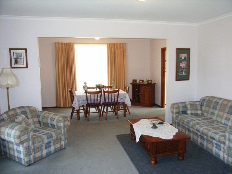 2 Nambet Court, Bell Park VIC 3215