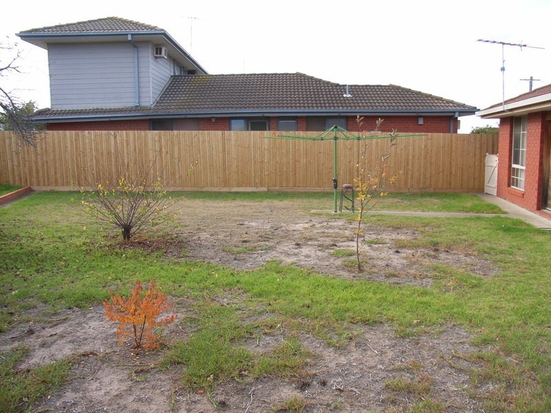 2 Nambet Court, Bell Park VIC 3215