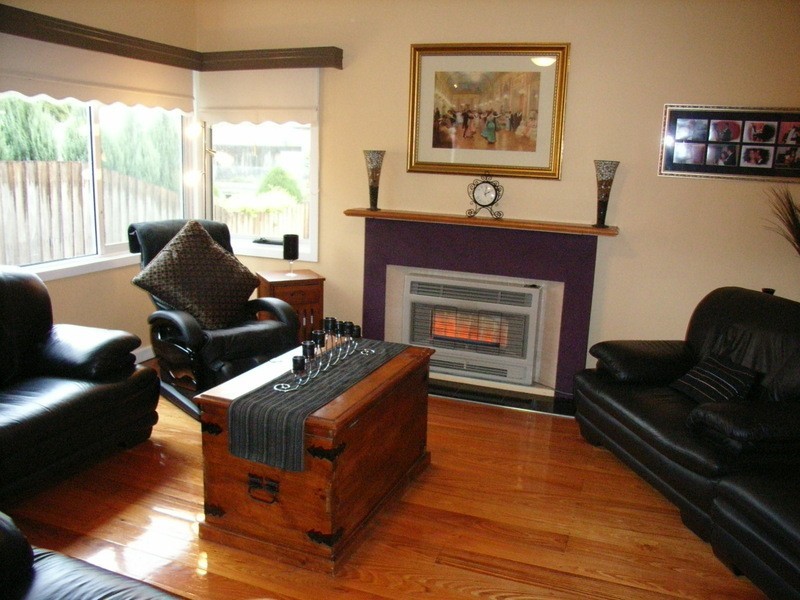 4 Maple Crescent, Bell Park VIC 3215