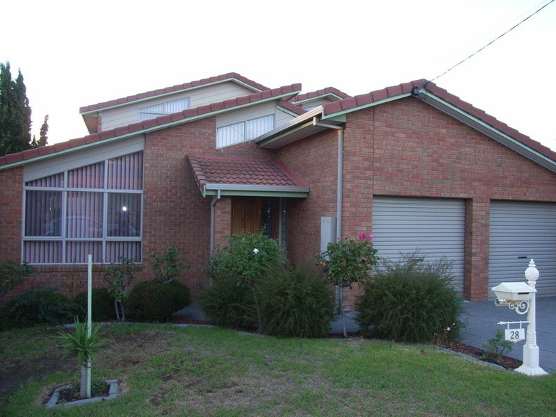 28 Darcy Crescent, Bell Post Hill VIC 3215