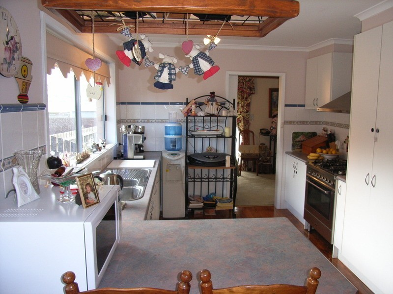 3 Edison Road, Bell Post Hill VIC 3215