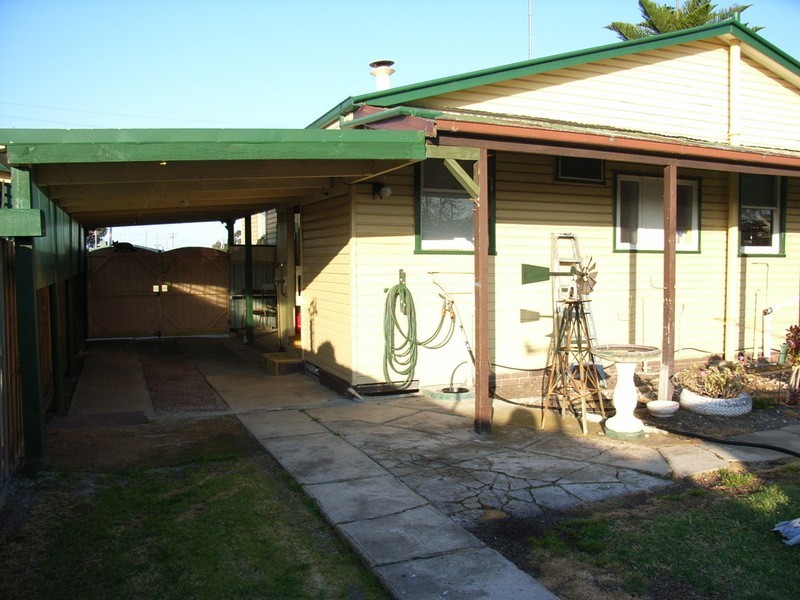 1 Flamingo Court, Norlane VIC 3214