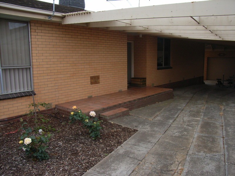 10 Macarthur Avenue, Hamlyn Heights VIC 3215