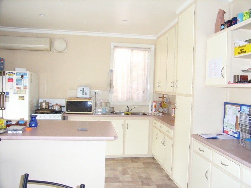 37 Gardenia Grove, Norlane VIC 3214