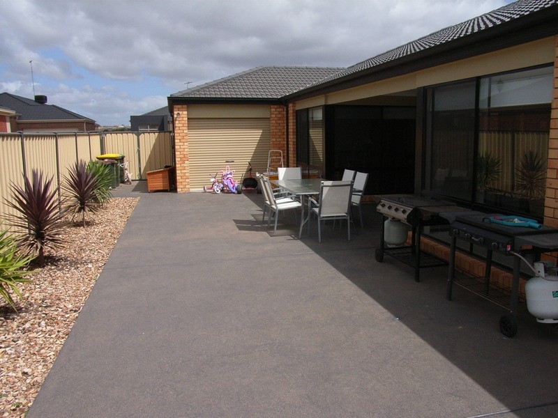10 Mentha Court, Corio VIC 3214