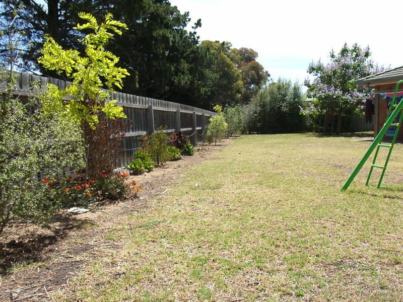 5 Pratt Court, Bell Post Hill VIC 3215