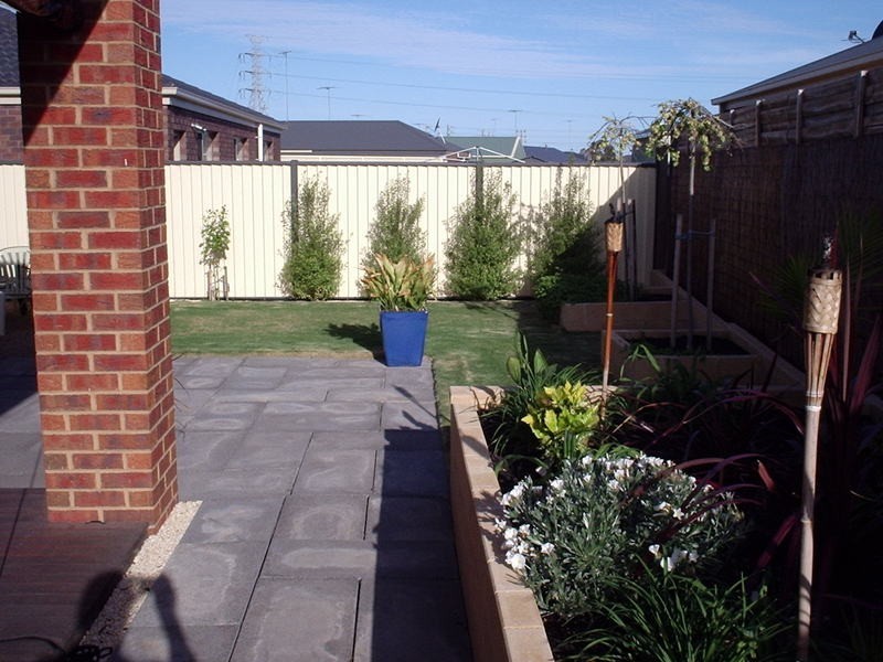 6 Hipwell Court, Lovely Banks VIC 3221