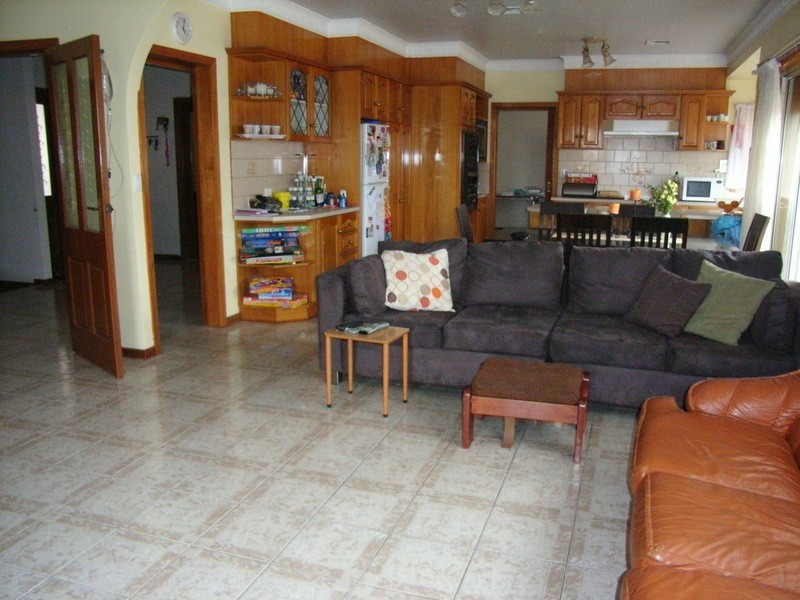 16 Cardiff Street, Bell Post Hill VIC 3215