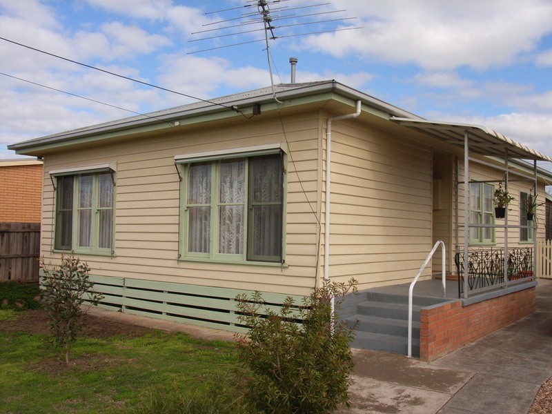 13 Levoca Avenue, Bell Park VIC 3215