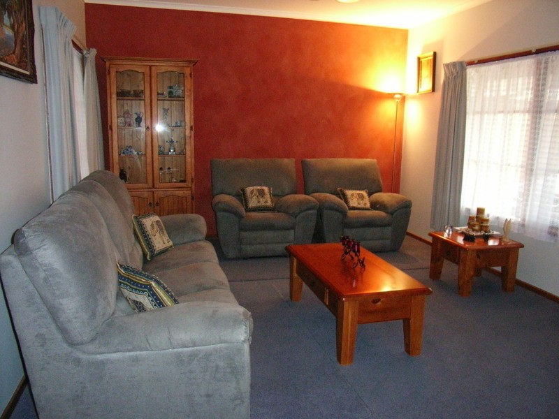 8 Crossley Court, Corio VIC 3214