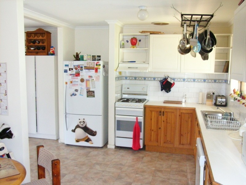 5 Pratt Court, Bell Post Hill VIC 3215