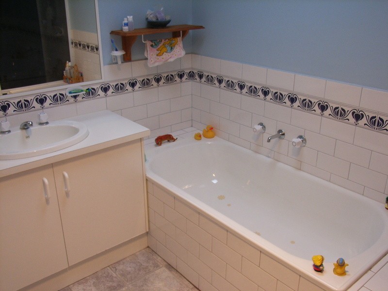 5 Pratt Court, Bell Post Hill VIC 3215