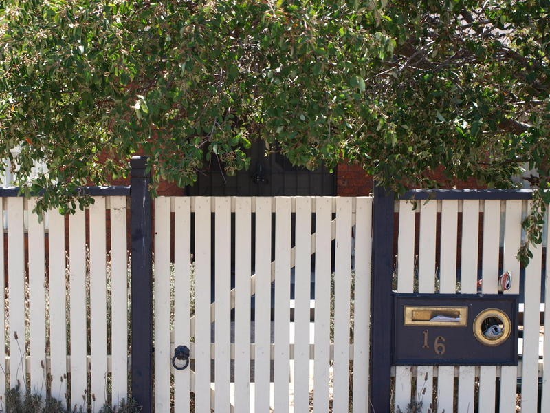 16 Rockley Close, Corio VIC 3214