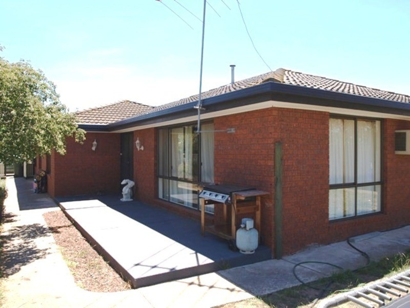 16 Rockley Close, Corio VIC 3214