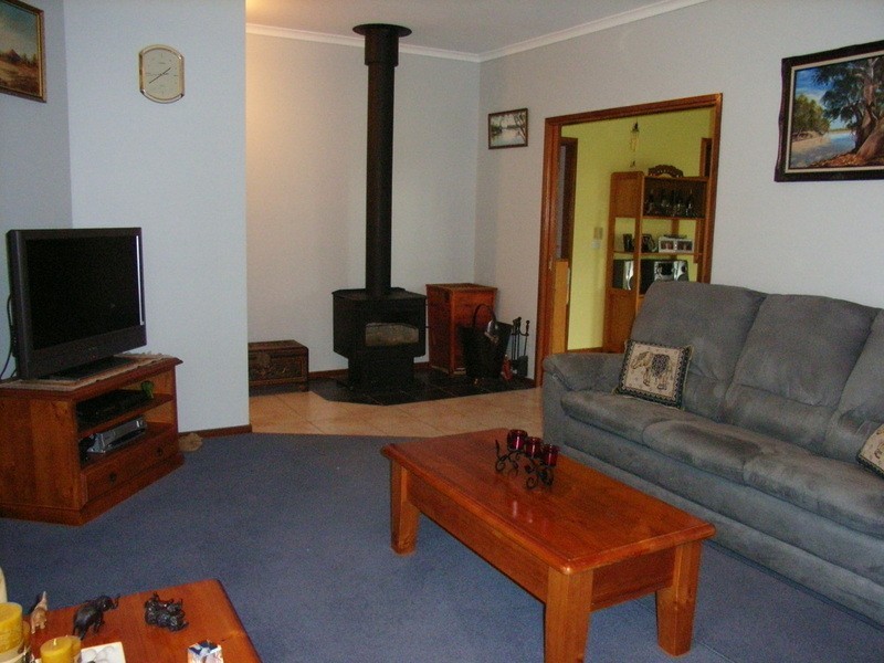 8 Crossley Court, Corio VIC 3214