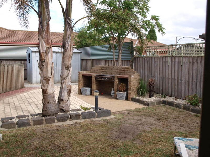 4 Charlton Road, Corio VIC 3214