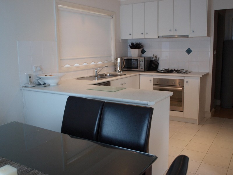 24 Hinton Close, Norlane VIC 3214