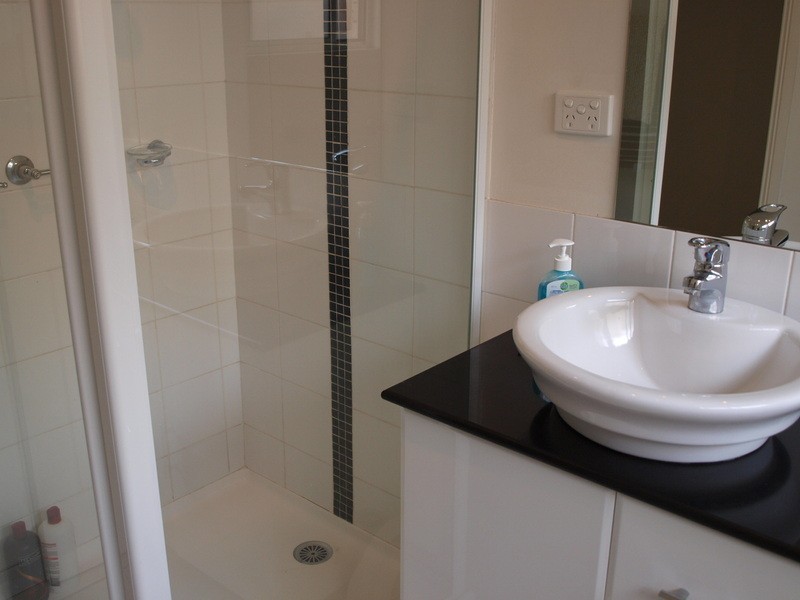 24 Hinton Close, Norlane VIC 3214