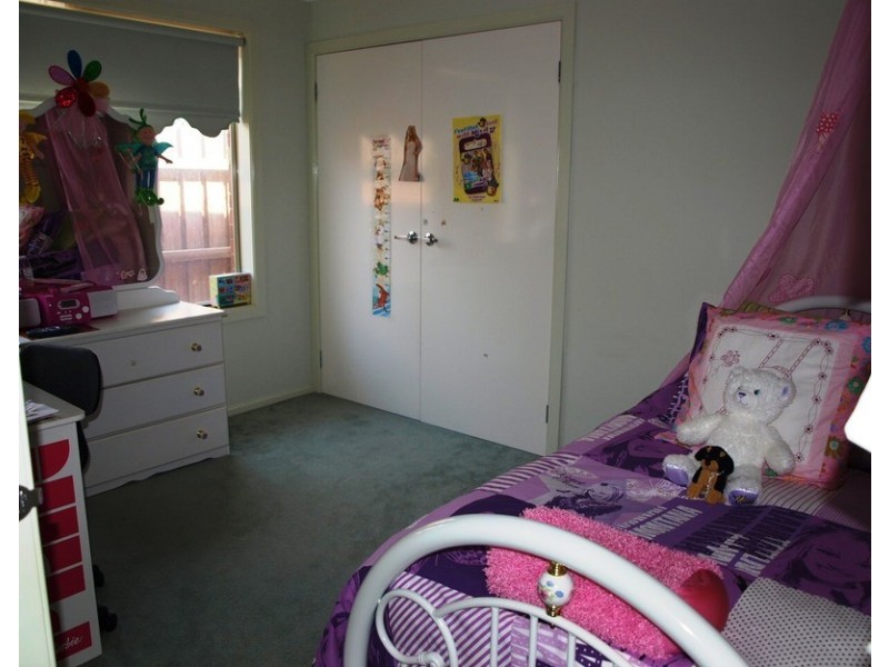 8 McCubbin Court, Corio VIC 3214