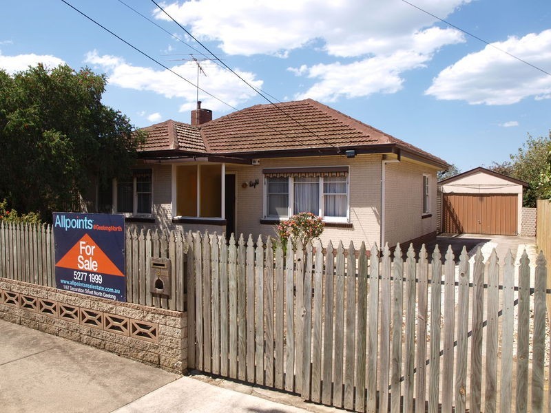8 Osborne Avenue, North Geelong VIC 3215
