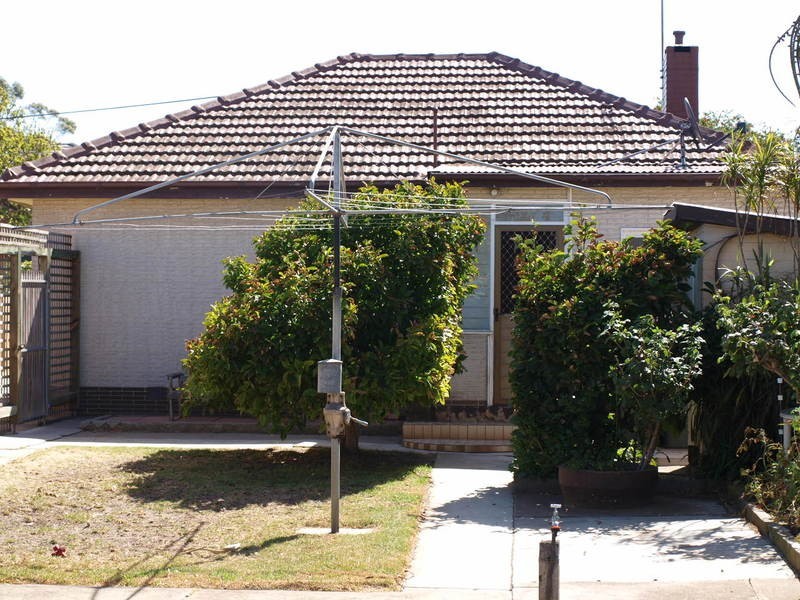 8 Osborne Avenue, North Geelong VIC 3215