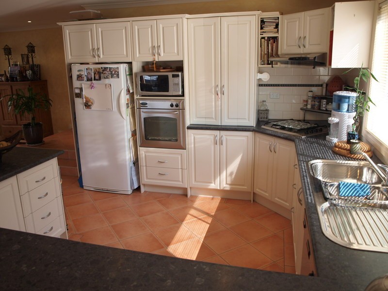 86 Darriwell Street, Bell Post Hill VIC 3215