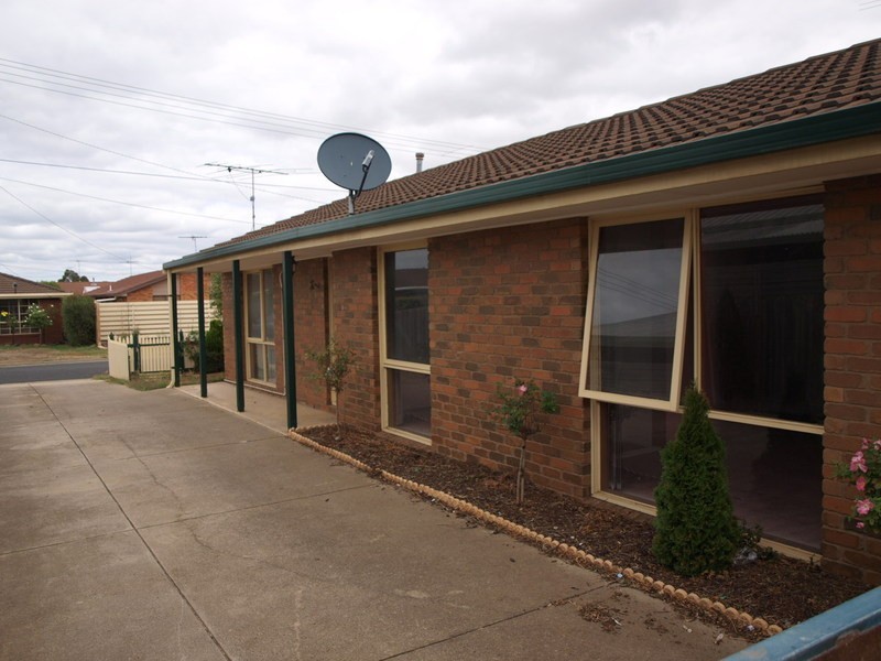 10 Caldermeade Road, Corio VIC 3214