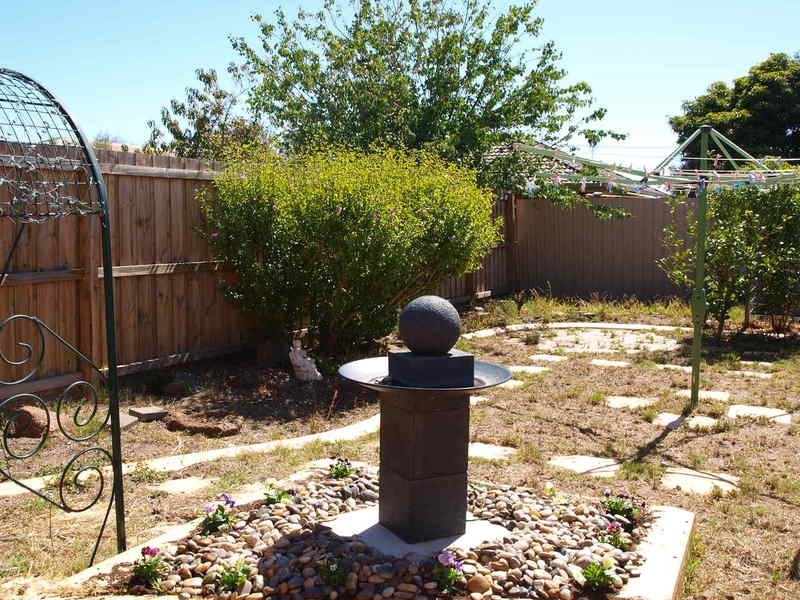10 Caldermeade Road, Corio VIC 3214